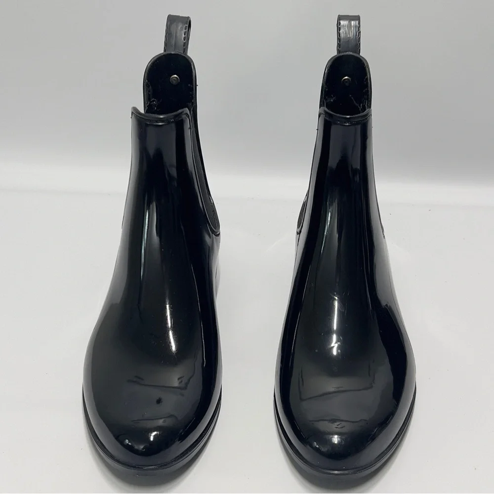MARC FISHER Rainy to Rain  Pull on boot Women’s Size 7